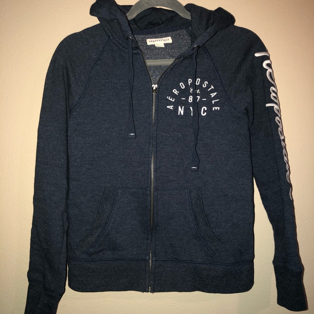 Aeropostale navy blue sweater